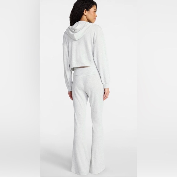 No Boundaries 2 Piece Star Hoodie &  Fold-over Flare Pants Set. M/ LG / XL - Picture 5 of 8